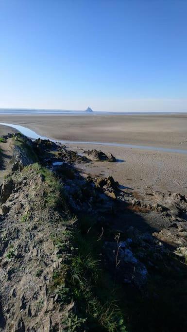 Gite La Mer, A La Campagne En Normandie, Proche Du Mont St Michel Lolif ภายนอก รูปภาพ